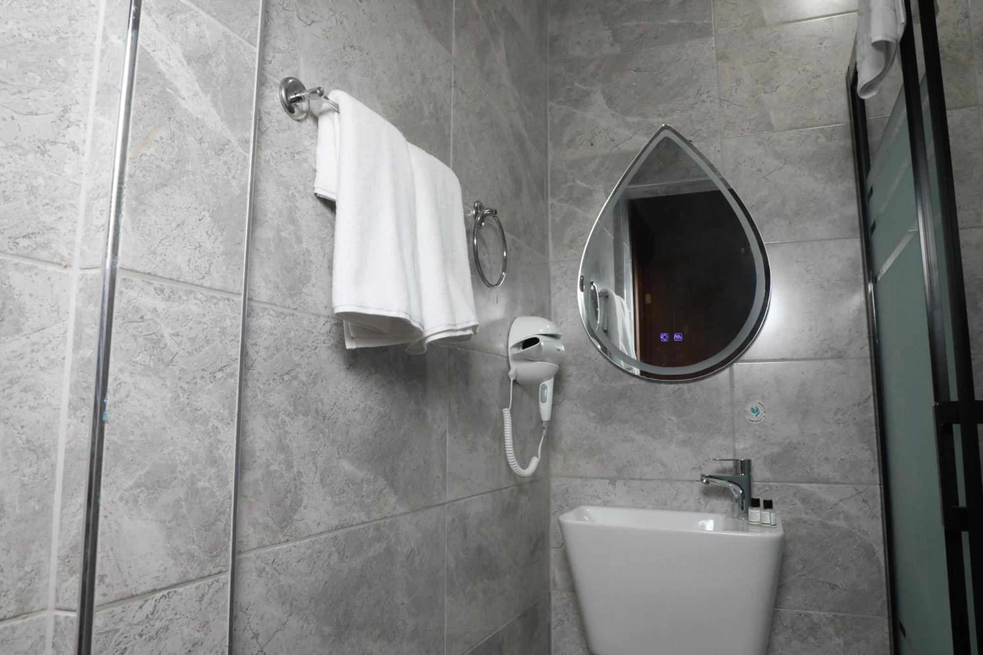 Rays Hotel Bakirkoey City Center Istambul Extérieur photo
